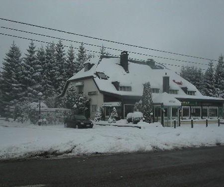 Hotel Aux Massotais Petites Tailles Екстериор снимка