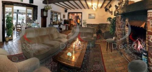 Hotel Aux Massotais Petites Tailles Екстериор снимка