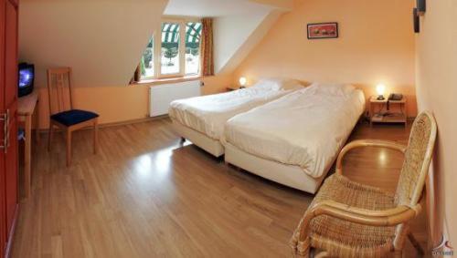 Hotel Aux Massotais Petites Tailles Стая снимка